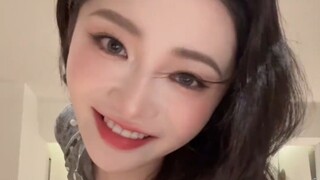 تشو جي تشيوانغ تتحدي رقصة الليمون والشوكة على أغنية "Angel"