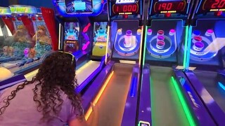 y2mate.com - Our First Time Ever at Kings Island Arcade_360p