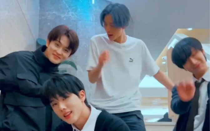 【NCT】Thử thách 2Baddies Ngôi sao nào có cái đầu đau nhất? Tôi cứ xem đi xem lại video này