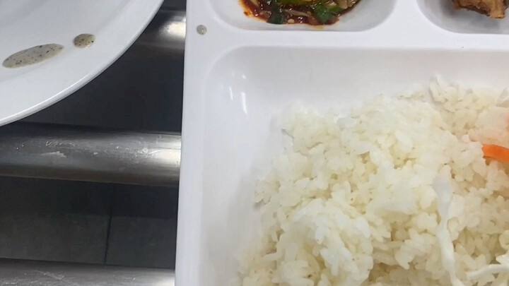 When I Tried a Korean University Cafeteria for the First Time! I Was Seriously Shocked!