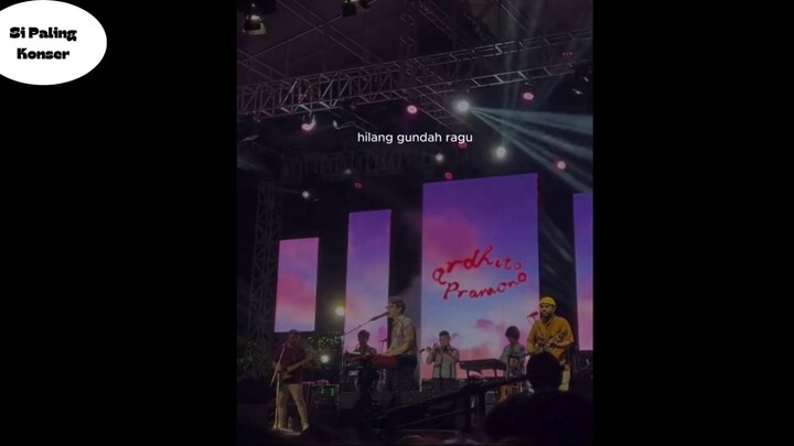 Song by : Rosynta Dewi Title : Cinta Sama Goyang
