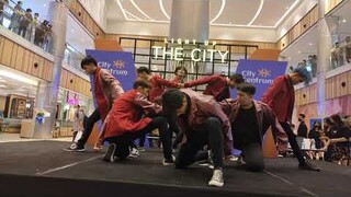 [D'ONE] STRAY KIDS - DOUBLE KNOT + GOD'S MENU (神메뉴)  DANCE COVER @ CITY CENTRUM SAMARINDA