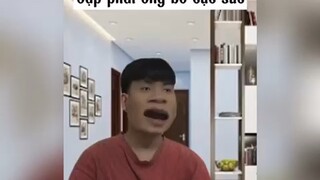 Cậu là hơi bị lộm nhộm đấy