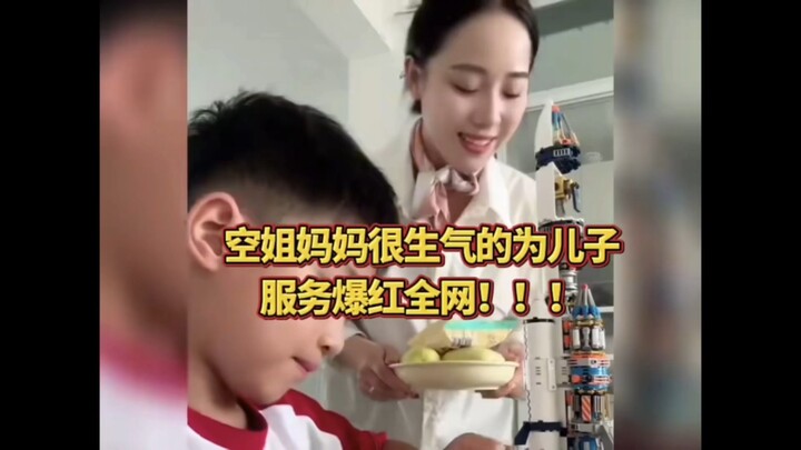 A flight attendant mom, visibly angry, serves her son—video goes viral across the internet