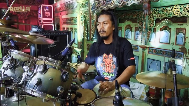sejengkal tanah koplo om Adella cover devinta