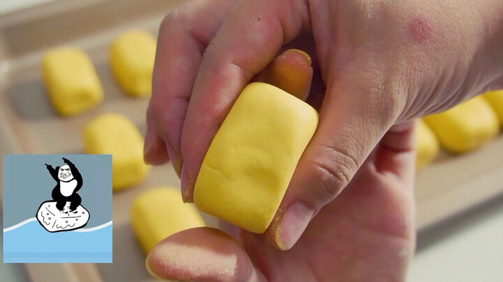 Food making- Golden pumpkin fried Glutinous Rice Cake