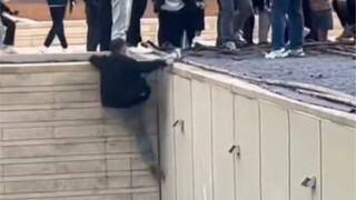 «هل حركتك للتراجع نصف خطوة جادة حقًا؟»