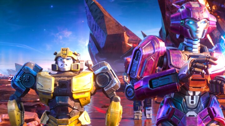 Dewa Besi yang arogan, Bumblebee… Pantas saja Megatron ingin mencabut alat suaranya kalau dia terus 