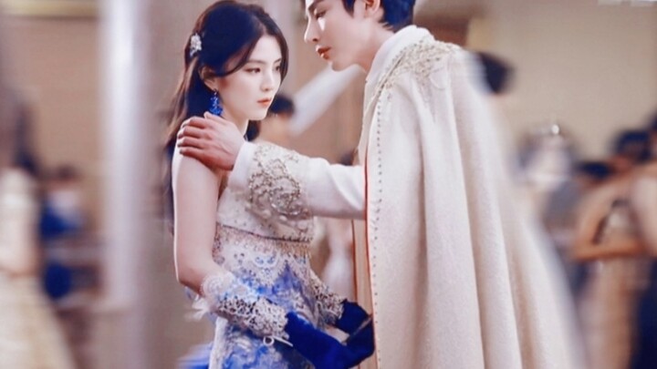 Làm tôi choáng quá...... Đây chỉ là quảng cáo thôi sao?! Quay thành phim thì chắc chắn sẽ gây sốt dữ