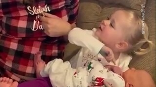 对小宝爱不释手❤️