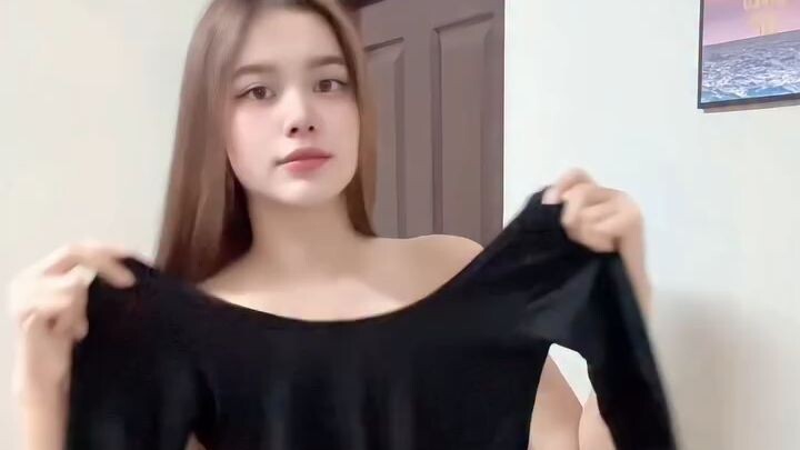 Cantik Blonde Mulus