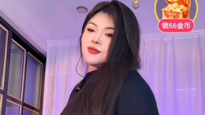 Tank goddess with a killer figure—front thrust, rear lift!