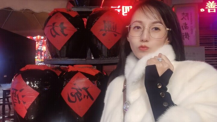 Cô gái Nội Mông vượt ngàn dặm đến Tây An đập bát, đã đời!