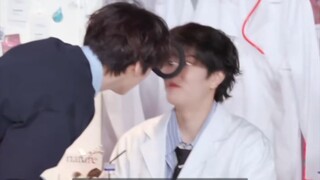 你们真的不遮着点了吗爸妈