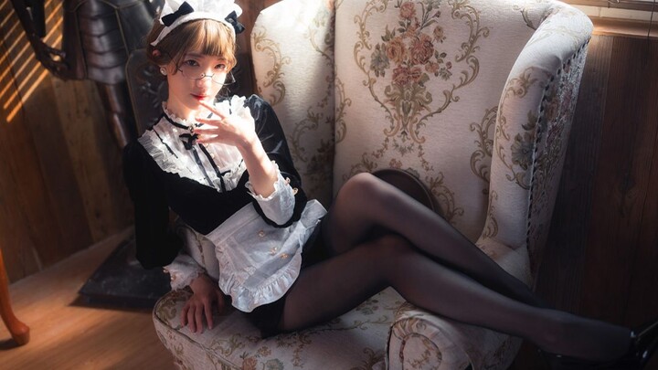 "Natuki's Photography Diary" Vol. 41: Master! Would you like a cup of afternoon tea? Maid Costume Po