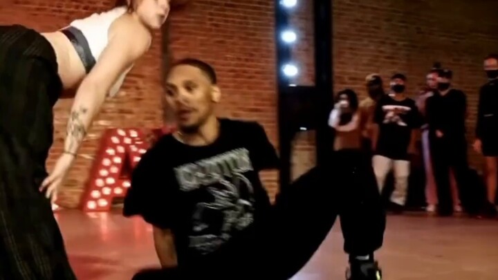 Những vũ đạo quý giá mà bạn không thể thấy trên youtube