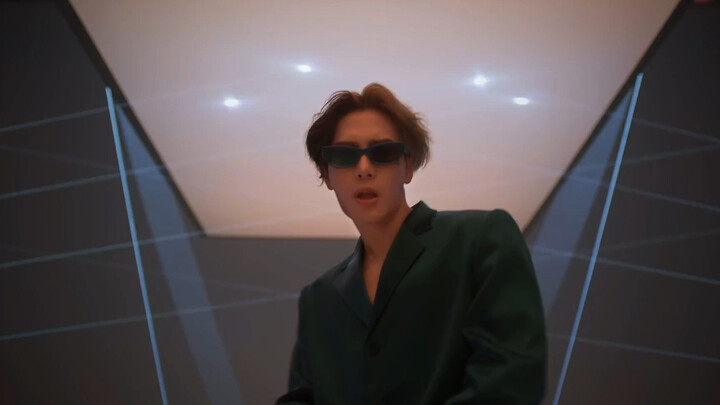 Đại sứ toàn cầu Louis Vuitton – Jackson Wang (Vương Gia Nhĩ). #ThờiTrang #LouisVuitton #VươngGiaNhĩ