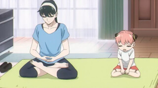 "This is how mothers and daughters get along."