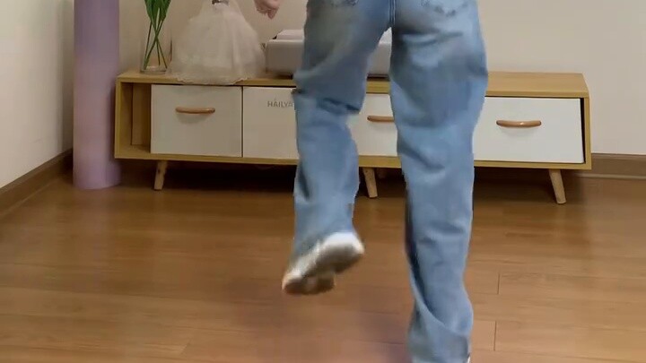 Điệu nhảy đốt mỡ trẻ trung, dễ thương | SHE "Half Sugarism"