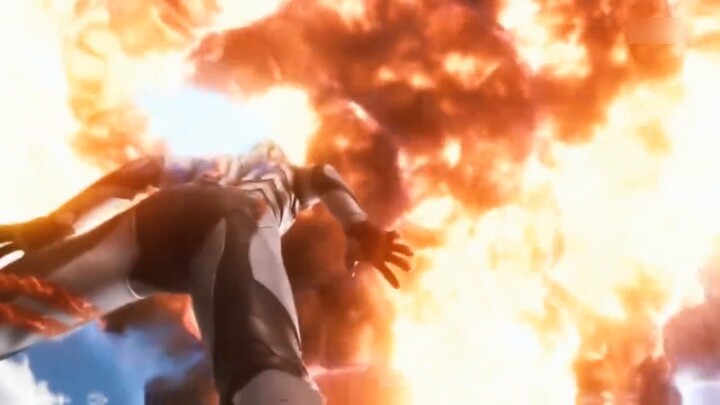 Give Ultraman Blaze two more shouts! ?