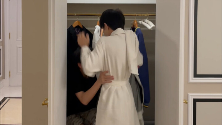 น้องชายตัวน่ารักหนีไปไม่พ้น