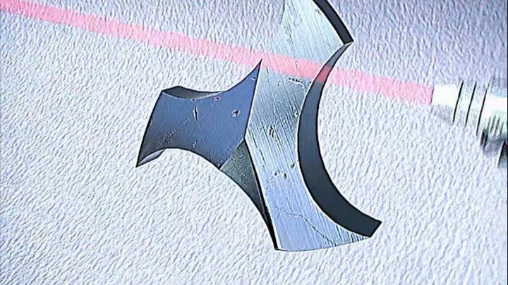 يتميز النمط بانحناءات رشيقة وجميلة.