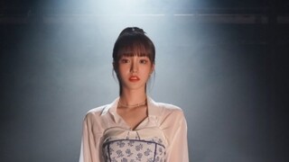 woo!ah! NANA dances to "Jennie - Solo"