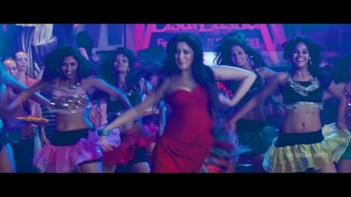 Balupu_Songs___Lucky_Lucky_Rai_Video_Song___Ravi_Teja%2C_Lakshmi_Rai___Sri_Balaji_Video