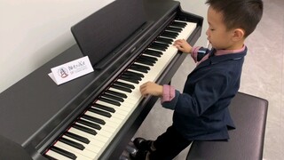 Satu tahun pelajaran piano, satu-satunya "Lagu Piano 5 Malam" yang dapat mendukung adegan, baja list