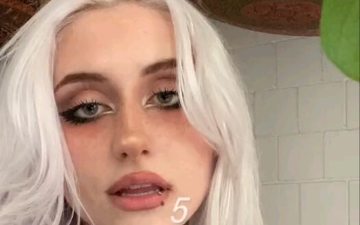 How to use beauty casually