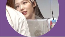 Miyeon unexpectedly becomes a hypothetical character who asks questions at SANA's offline book signi