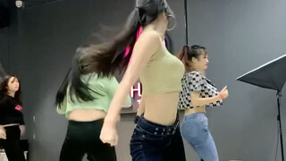 往事随风，爱恨随意