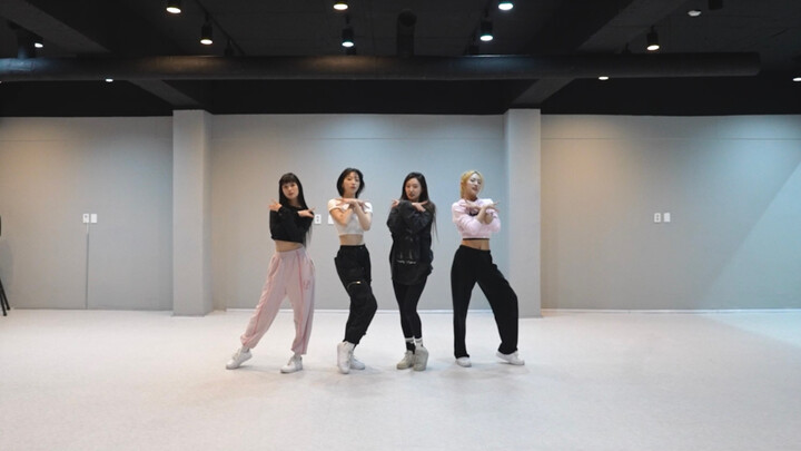 【H1-KEY】ห้องซ้อมเต้น 'Rose Blossom'