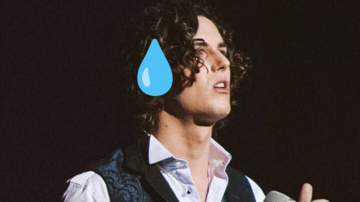 เกียรติยศน้อมรับต่อคาซูดิ๊ก