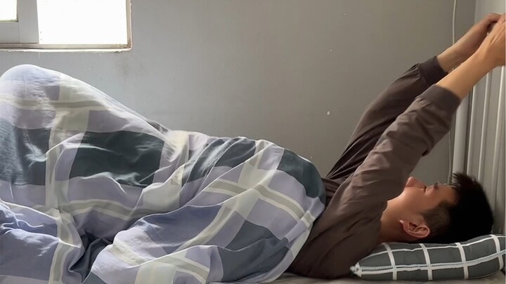 عندما تريد الذهاب إلى الحمام وأنت نائم