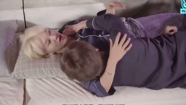 Dino à~ cảm ơn cậu đã chọn trở thành maknae của seventeen nhé~ các anh cũng rất yêu thương cậu đấy~ 