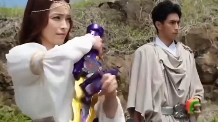 Tại sao Purple Knight lại phá vỡ sự bảo vệ của những người hâm mộ lâu năm? Hãy cùng nói về sự thật đ