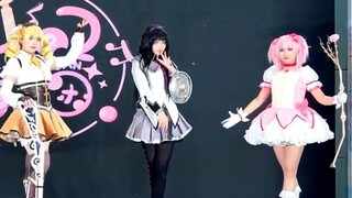 [ Puella Magi Madoka Magica ] Làm sao một nhóm đã biểu diễn các chương trình gốc trong 10 năm có thể