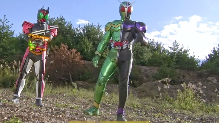 Kamen Rider Decade-W was split into two by Xiao Ming