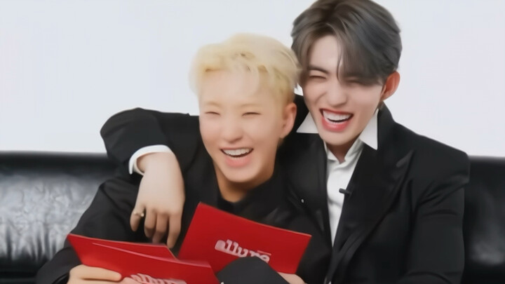 Huzi: So my eyes really are this small…?  Cheli: Not at all! They’re cute!