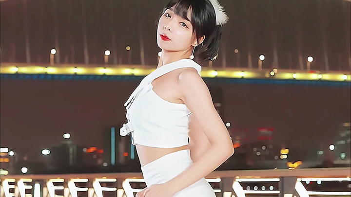 Lianqiao up and down + goodnight kiss + thumbs