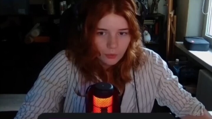 Nữ streamer rất sáng tạo