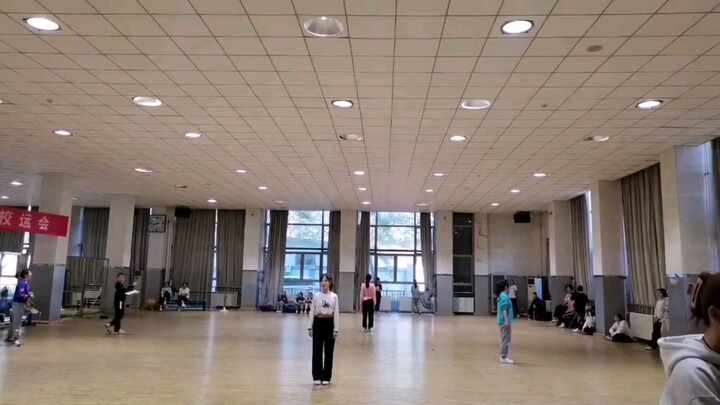 三个方位的健美操考试，只有大学生才知道有多厉害