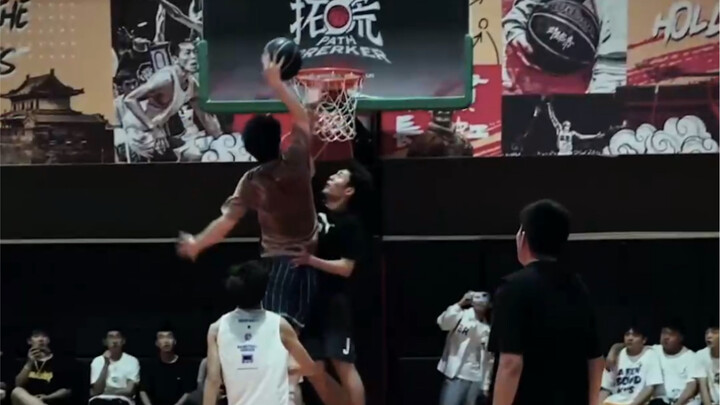 Nếu một ngày nào đó, sự “khó xử” trở thành trào lưu!