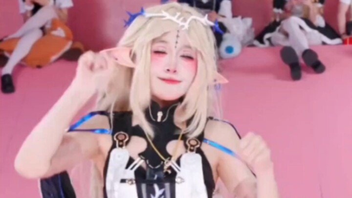 Potongan siaran langsung: Luochuan Ying, cosplay Katheia