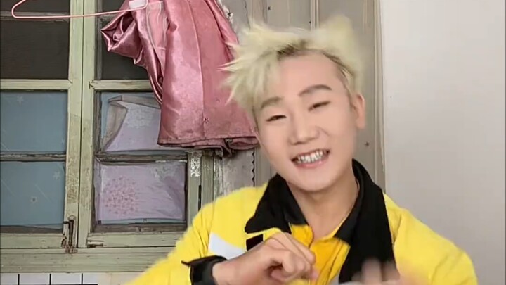 Brother Bian said, "The dance is my own creation; this isn't called imitation."