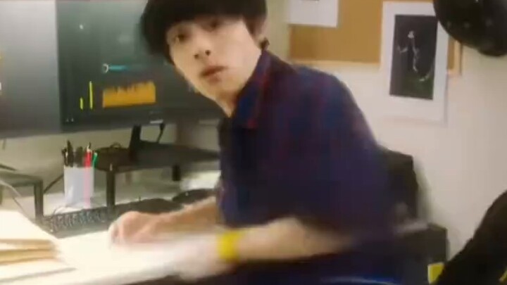 Bukankah hanya sekedar menerimanya saja ah? Emas ilahi💪🤨