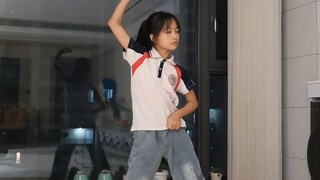 她说现在扒个lucifer全曲等她大学军训再跳
