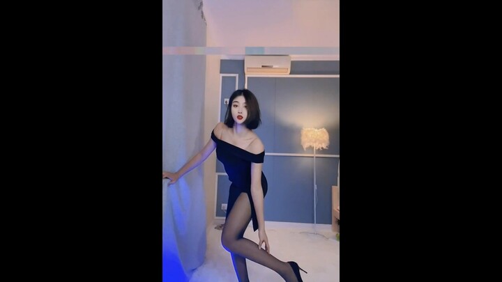 【黑丝】救命！这也太上头的啊！