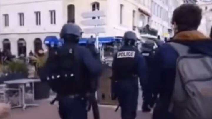 เพลงมาร์ชจักรวรรดิ แต่เป็นของ R Star!